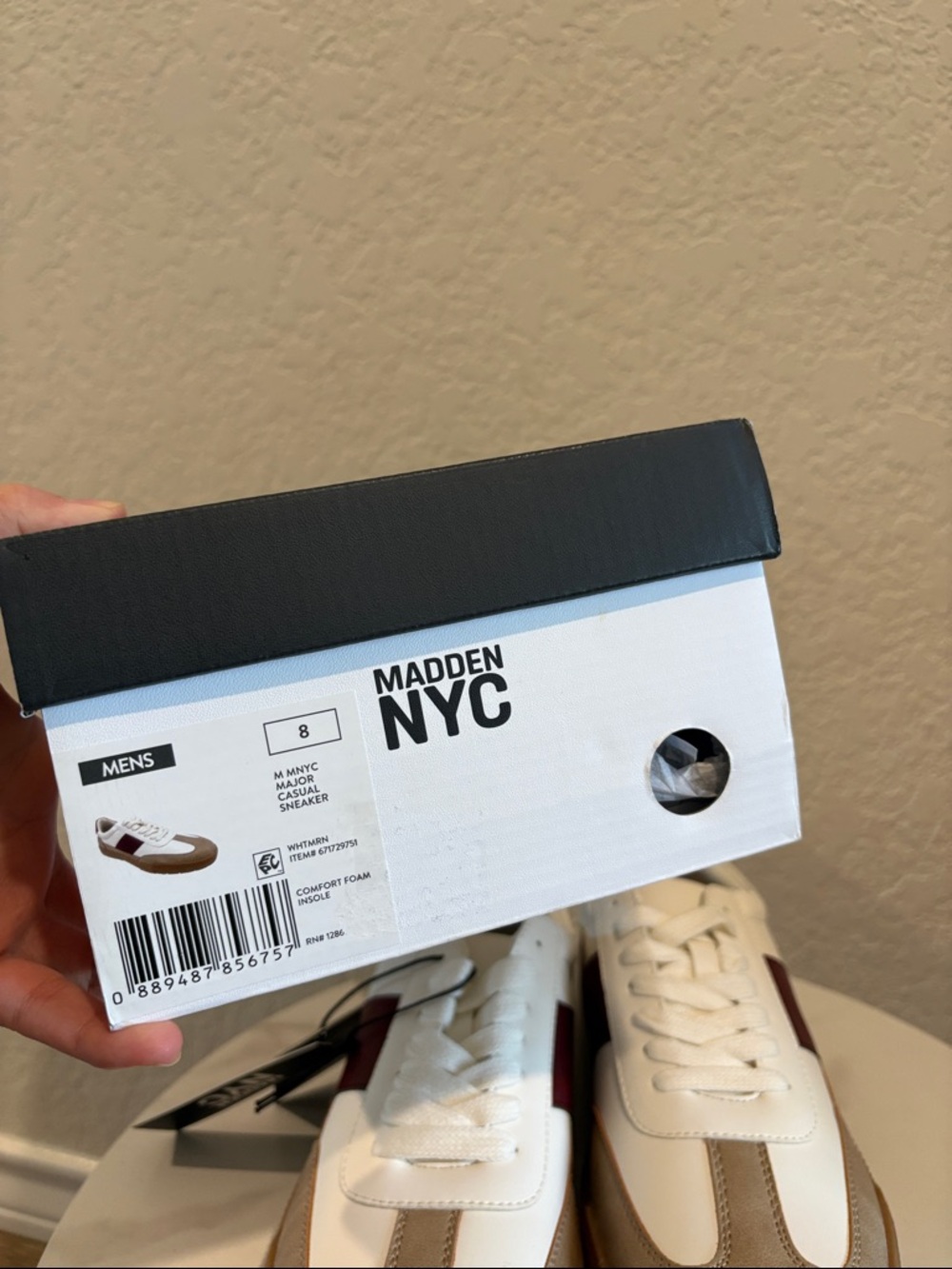 NWT Madden NYC Men’s White & Burgundy Casual Sneakers - Picture 2 of 7